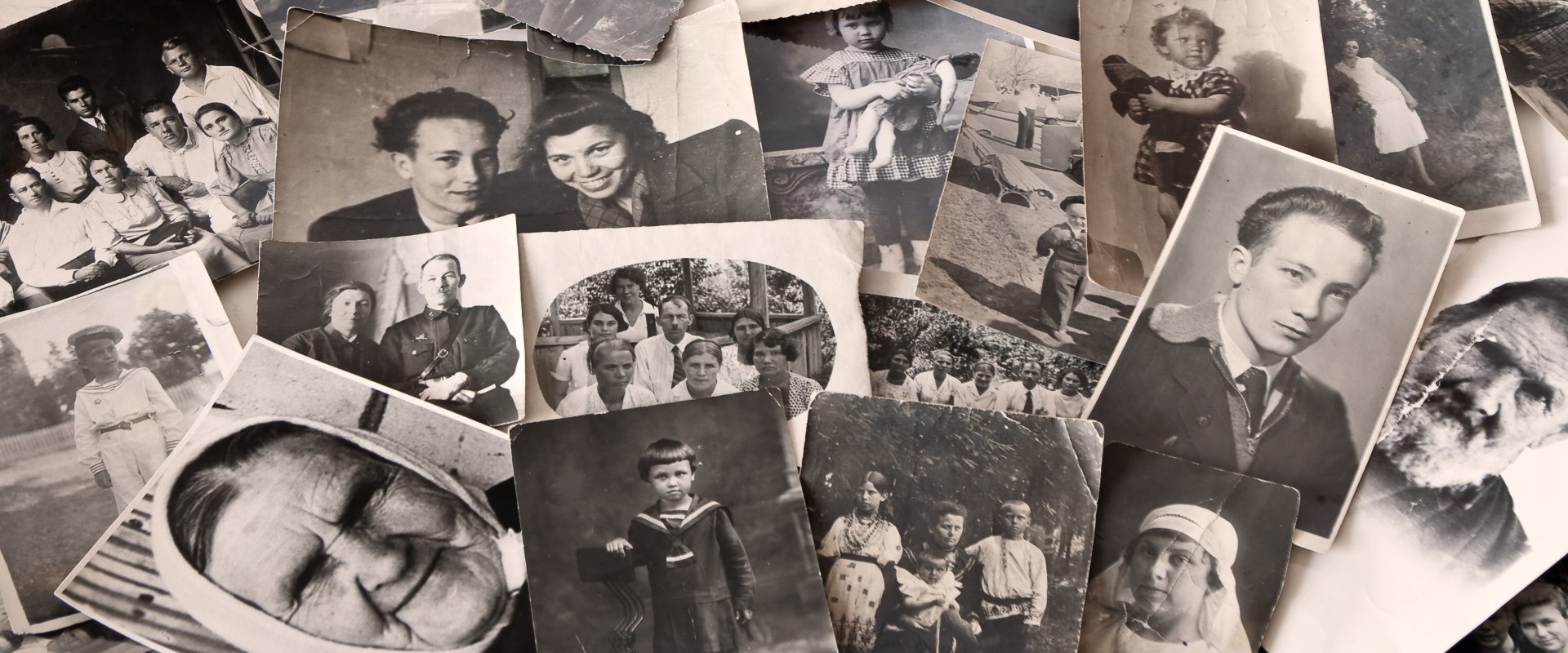 Unlock Your Family History: The Best Databases for Genealogy Research